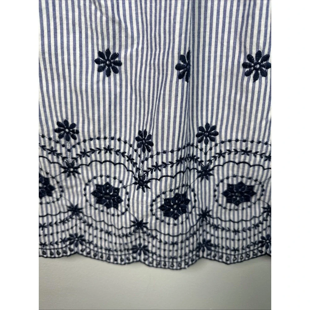 Crown & Ivy Large Womens Top Peasant 3/4 Sleeve Blue Stripe Embroidered Boho - Picture 11 of 16